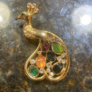 Gorgeous Vintage jeweled peacock brooch